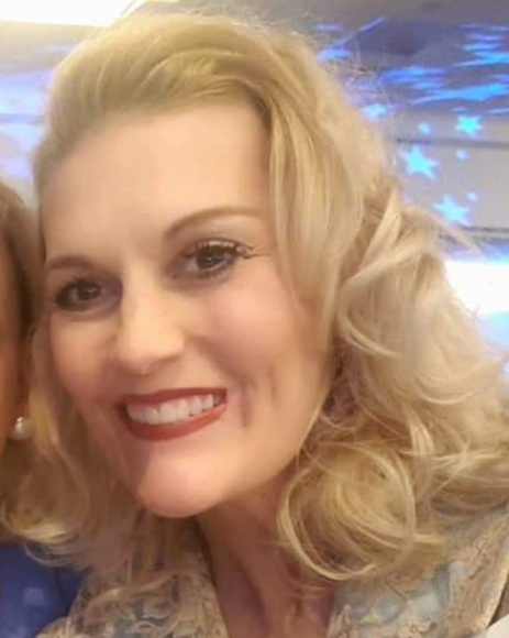 Meet your Posher, Casey Lucky Girl - Picture 4 of 5